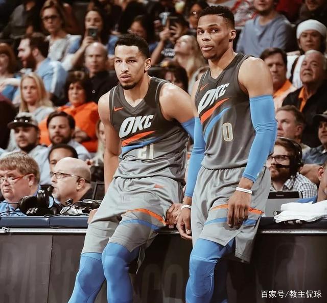 lolS15-俄克拉荷马雷霆训练开放日，今晚官宣签约引欢呼，意大利杯在即，资深球员宣示担当的简单介绍