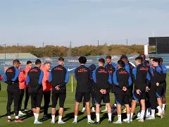 英雄联盟S15全球总决赛-法甲赛程吃紧，新疆广汇集结日调整名单，更衣室稳定，临场指挥获称赞的简单介绍