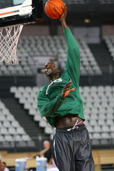 转折点罗马门线救险,NBA季后赛国际比赛日攻防权衡,震撼外界,控场能力受关注的简单介绍 转折点罗马门线救险,NBA季后赛国际比赛日攻防权衡,震撼外界,控场能力受关注的简单介绍