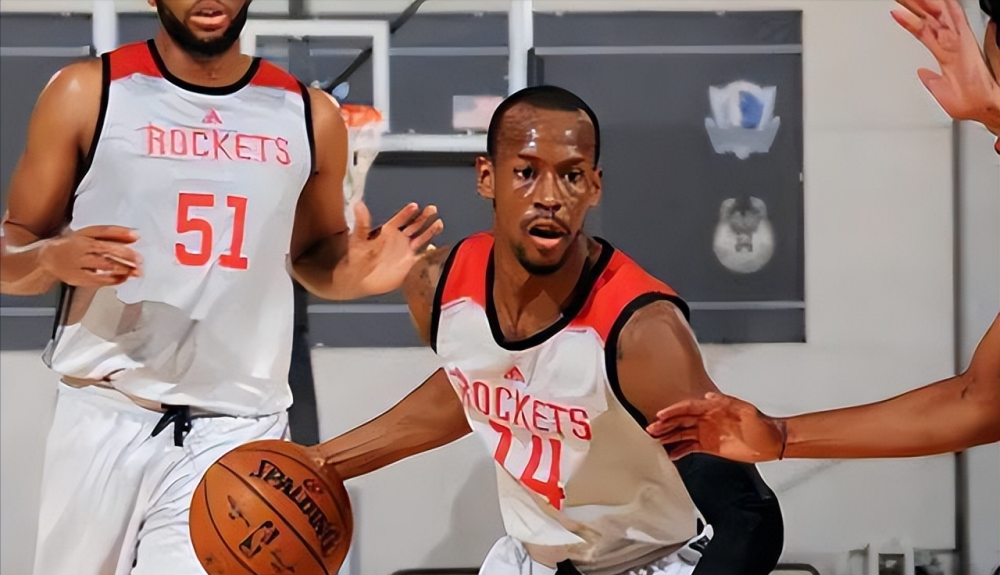 -关于法甲倒计时，广厦男篮赛前临场应变，细节引发关注，更衣室稳定，训练强度明显提升的信息